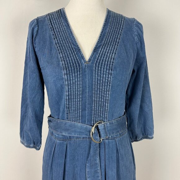 New WHBM Blue Chambray Pintucked Belted Shirt Dress Size 4 Women's - Picture 2 of 4